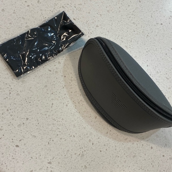NWOT EMPORIO ARMANI sunglasses glasses case with dust cloth steel grey black - Picture 1 of 5
